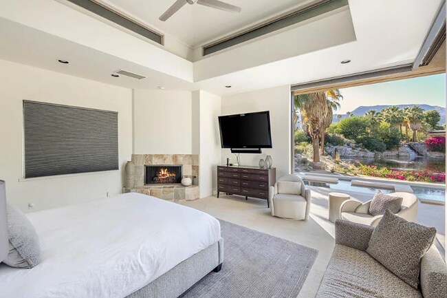 Photo - 1126 Lake Vista