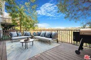 Photo - 960 N Tigertail Rd House