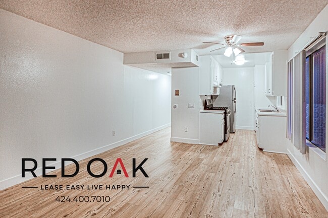 Building Photo - 11817 Victory Blvd Rental