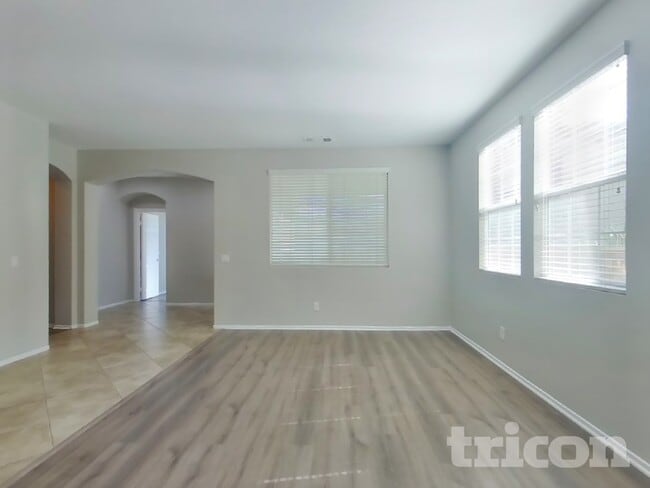 Photo - 29810 Cottonwood Cove