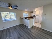 Photo - 931 W 19th St Unit 5