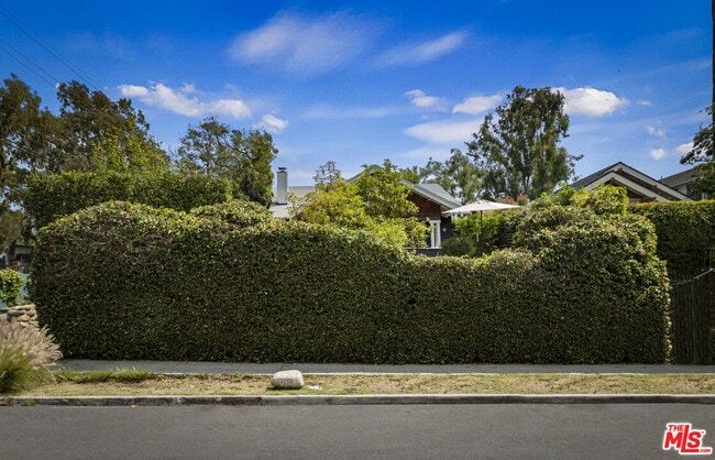 Photo - 201 S Ave 55