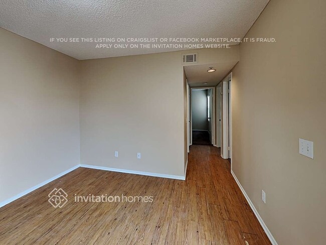 Photo - 14762 Shadow Dr