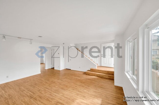 Photo - 12526 Pinehurst St