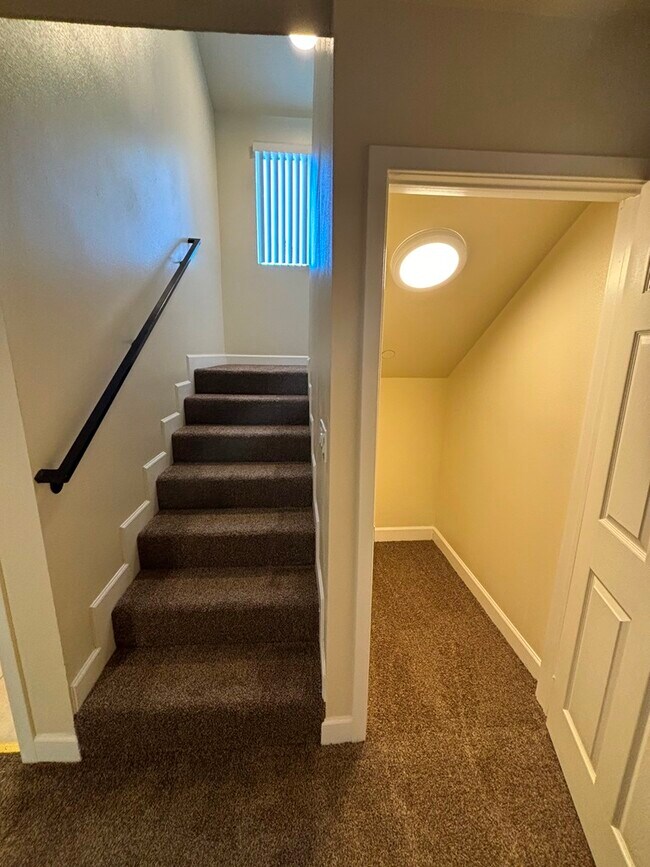 Photo - 428 W 109th Pl