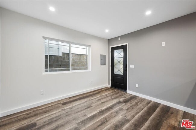 Photo - 9728 Kessler Ave