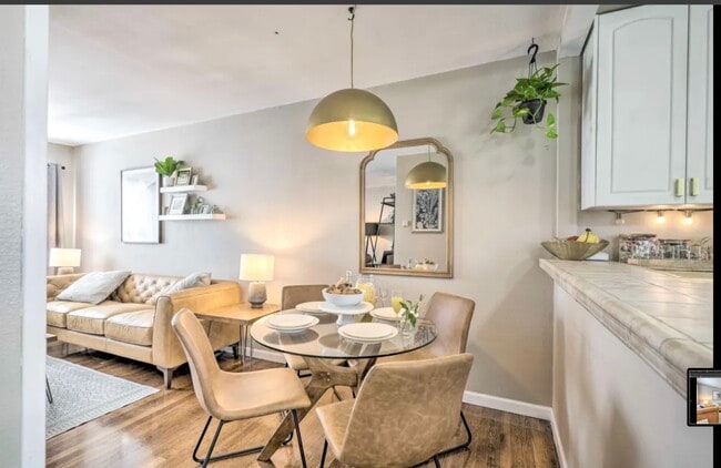 Photo - 502 N Rosemary Ln Unit 502