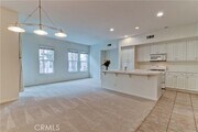 Photo - 706 W 1st St Condo