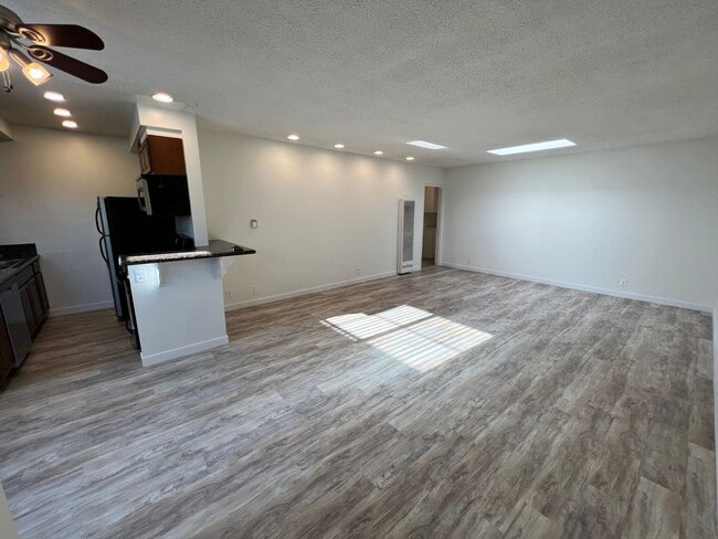 Photo - 12727 Matteson Ave Unit 7