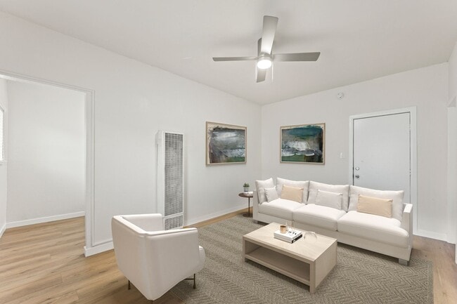 Photo - 182 W Vernon Ave Unit 15