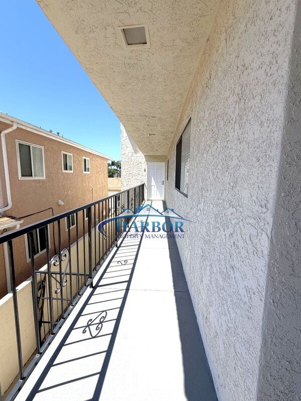 Photo - 1166 W 22nd St Unit 2