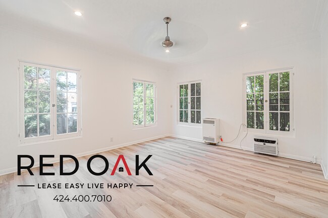 Building Photo - 234 S Kenmore Ave Unit 200