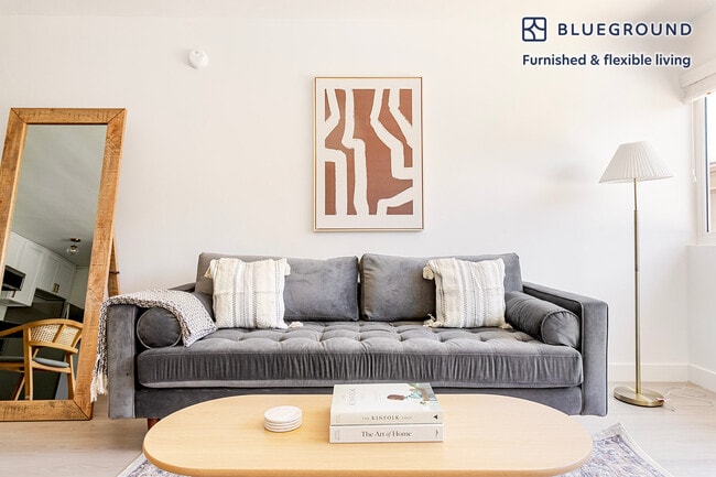 Photo - 4444 Hazeltine Ave Unit FL2-ID1413