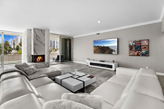 Building Photo - 1333 S Beverly Glen Blvd