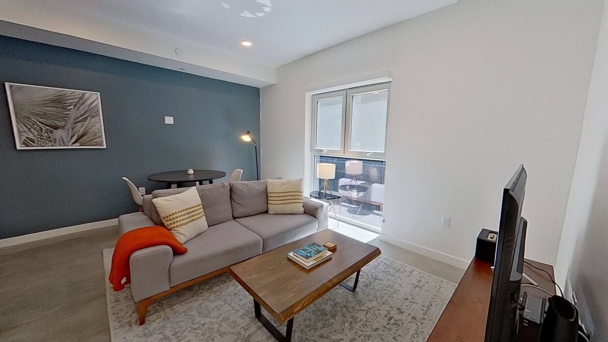 3D Tour - 3630 Overland Ave Apartment Unit FL4-ID1133