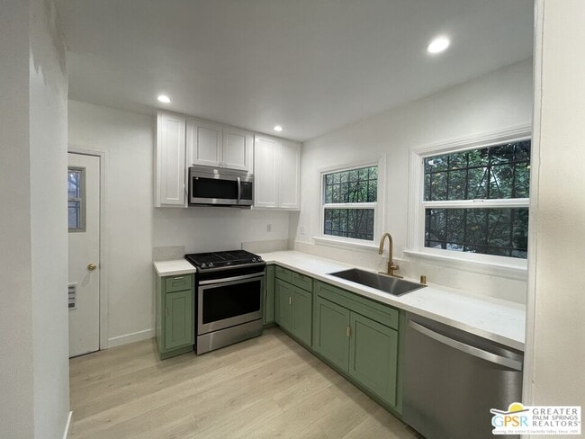 Photo - 741 Occidental Blvd