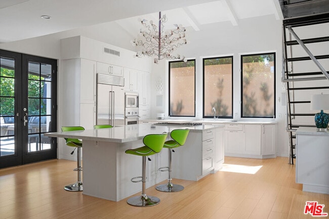 Photo - 1323 Club View Dr