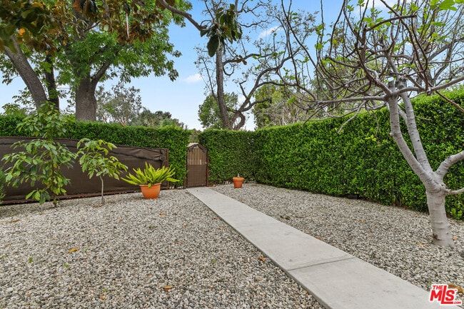 Photo - 6742 Sunny Brae Ave