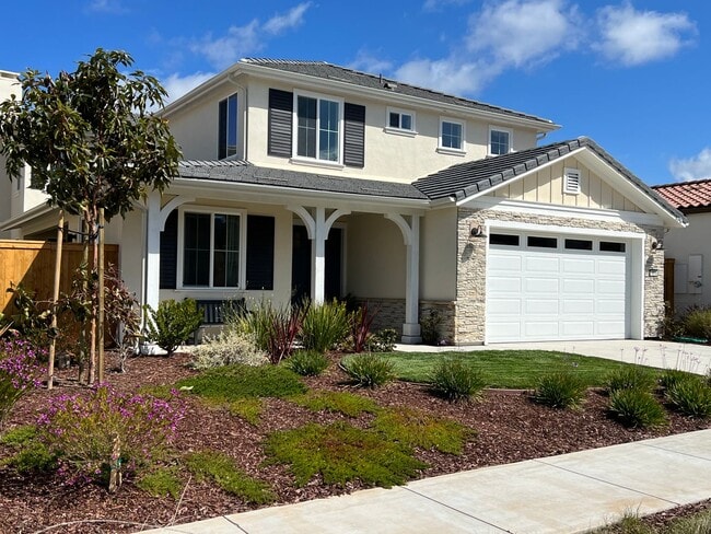 Building Photo - AMAZING 3+ bed, 2.5-bath Executive Home in Rice Ranch Community!