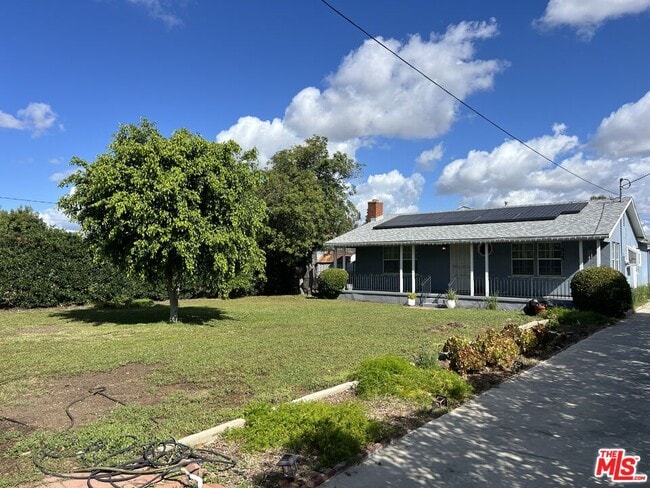 Building Photo - 13429 Cantara St