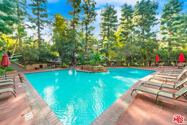 Photo - 2700 Cahuenga Blvd Unit 3204