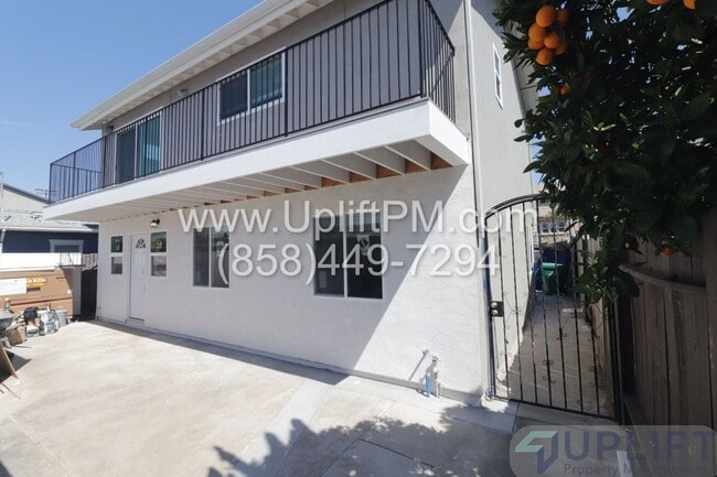 Building Photo - Louisiana St (3623-3627) Unit Louisiana St (3627)