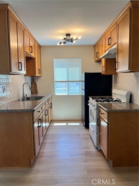 Building Photo - 615 Fischer St Unit 1 Rental