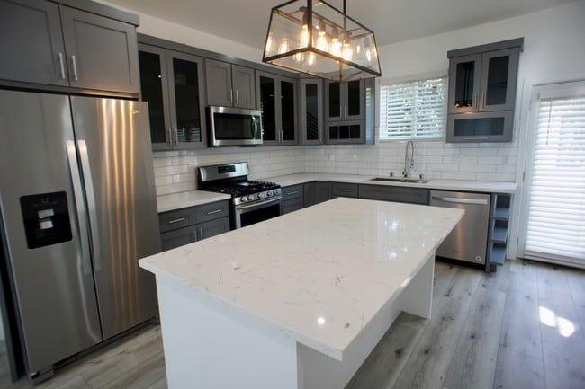 Photo - 2905 Alsace Ave Townhome