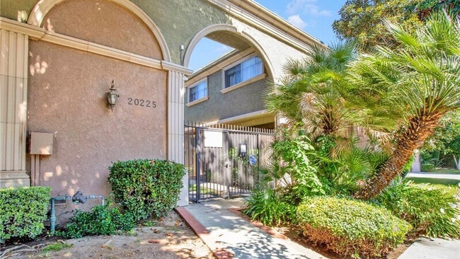 Photo - 20251 Cohasset St Unit 5