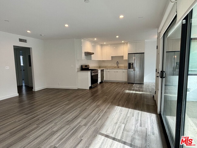 Photo - 1264 9th St Unit J