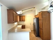 Photo - 640 E Shaver St