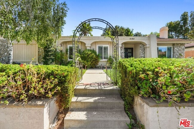 Photo - 3194 Rossini Pl