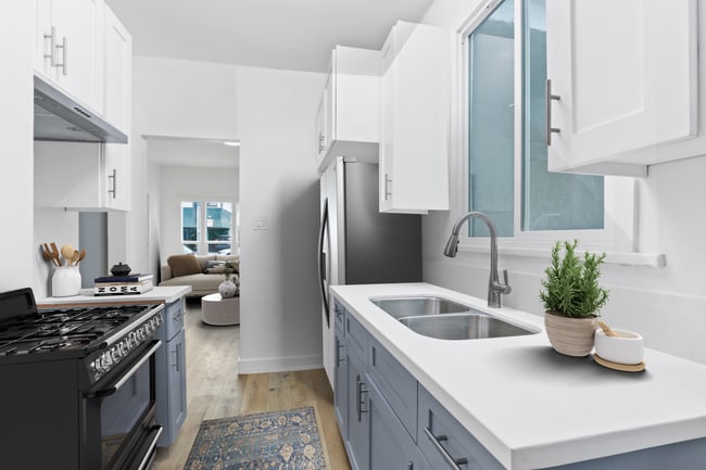 Photo - 201 Normandie Ave Unit 13