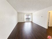 Photo - 1208 W Adams Blvd Unit 9