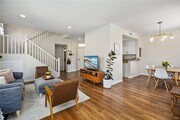 Photo - 3 bedroom in Gated Victoria Community! House