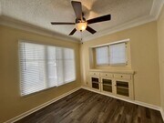 Photo - LARGE DOWNSTAIRS ONE BEDROOM ONE BATH! Unit 2522