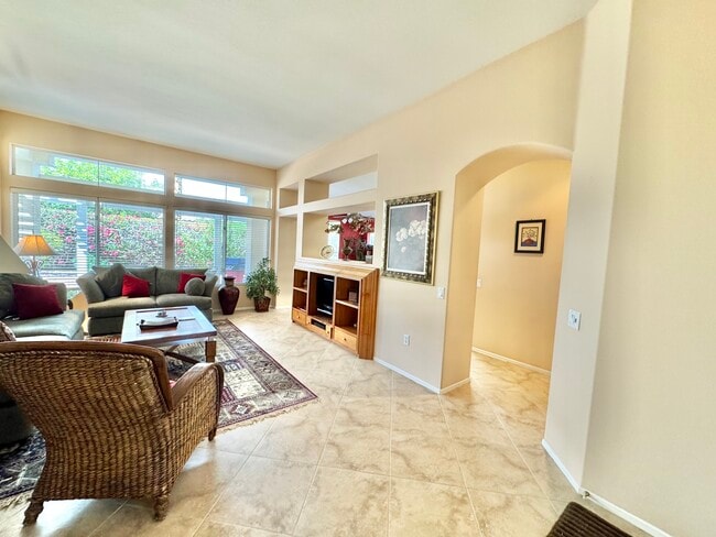 Photo - 78376 Moongold Rd