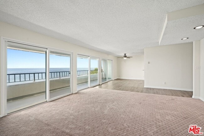 Photo - 18000 Coastline Dr Unit 7