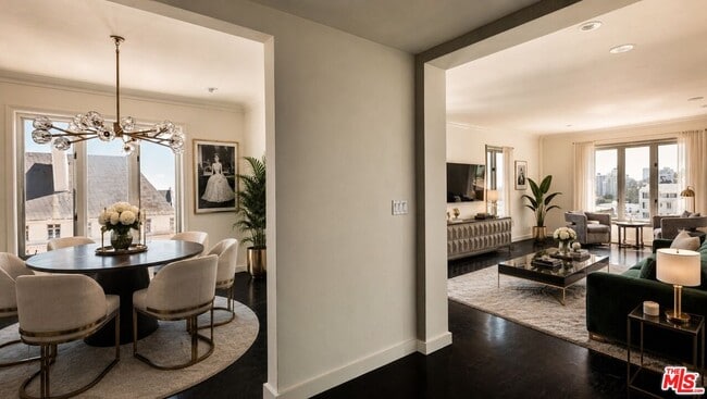 Building Photo - 1424 N Crescent Heights Blvd Unit 61