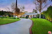 Photo - 4755 Alonzo Ave