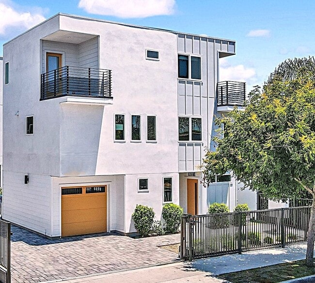 Building front - 4822 S Slauson Ave Townhome