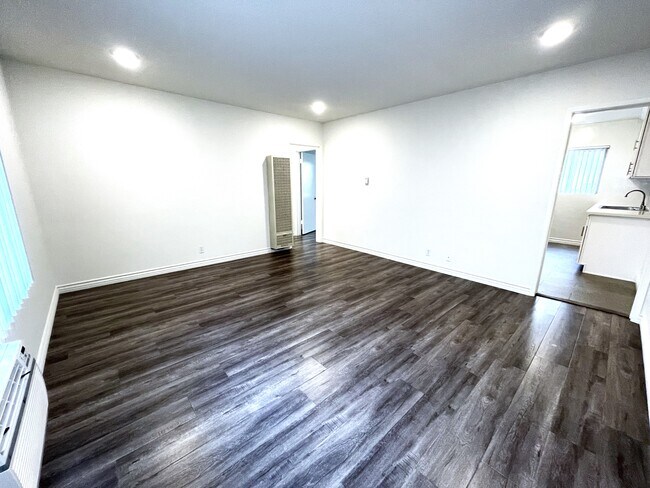 Photo - 3635 Westwood Blvd