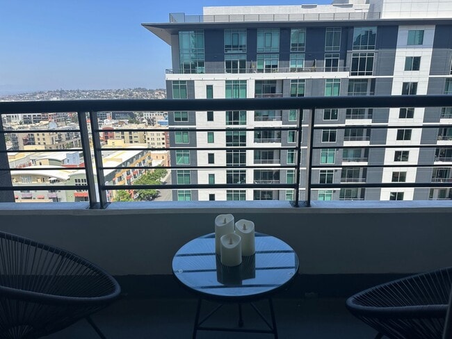 Building Photo - 1 Bedroom on the 16th Floor at Acqua Vista... Unit 1605 Rental