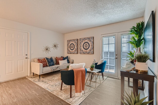 Sixteen60 Apartment Homes - Sixteen60 Apartment Homes