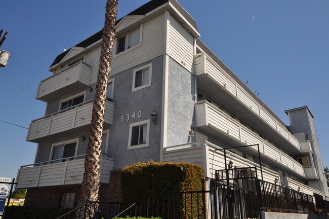 Building Photo - 5340 Whitsett Ave