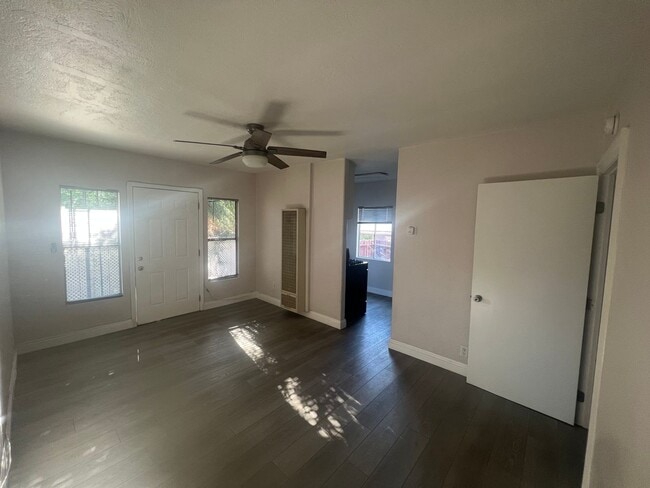 Photo - 1917 New Jersey St Unit 1919