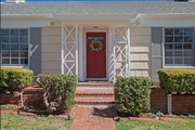 Photo - Adorable Loma Portal Bungalow with Fenced ... House