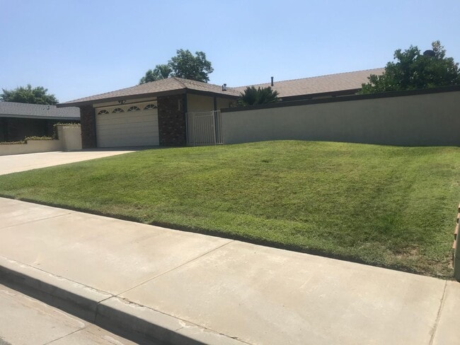 Photo - 6954 Viking Ct