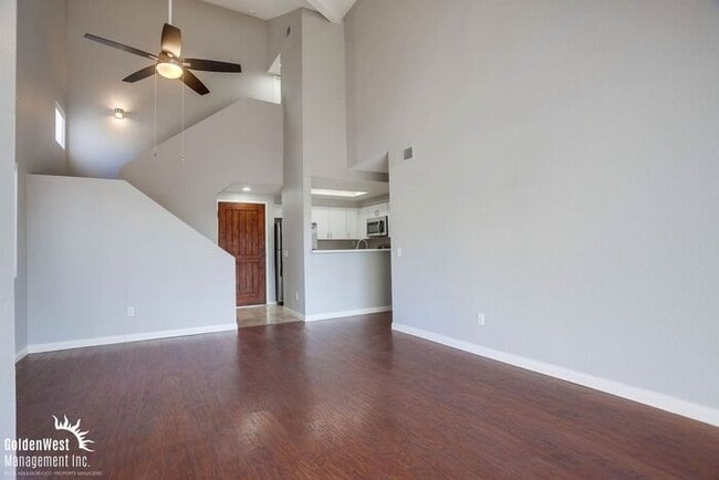 Photo - Charming 2Bdm 2Ba Condo in The Venetian Community of La Jolla