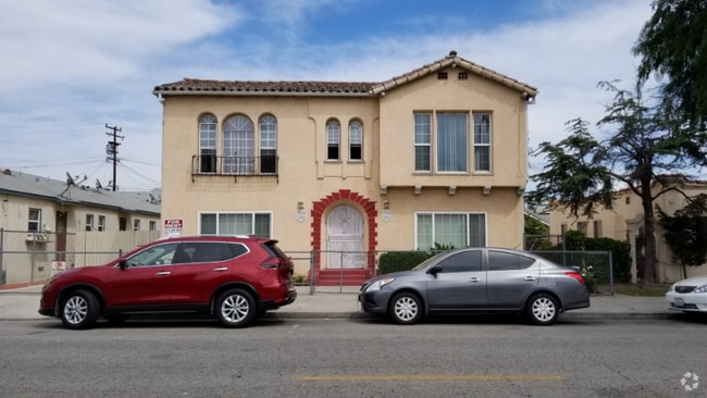 Building Photo - 7008 Malabar St Rental
